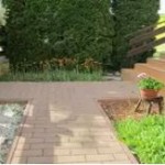 Vila Bretz Vrbov - priestor pred vilou